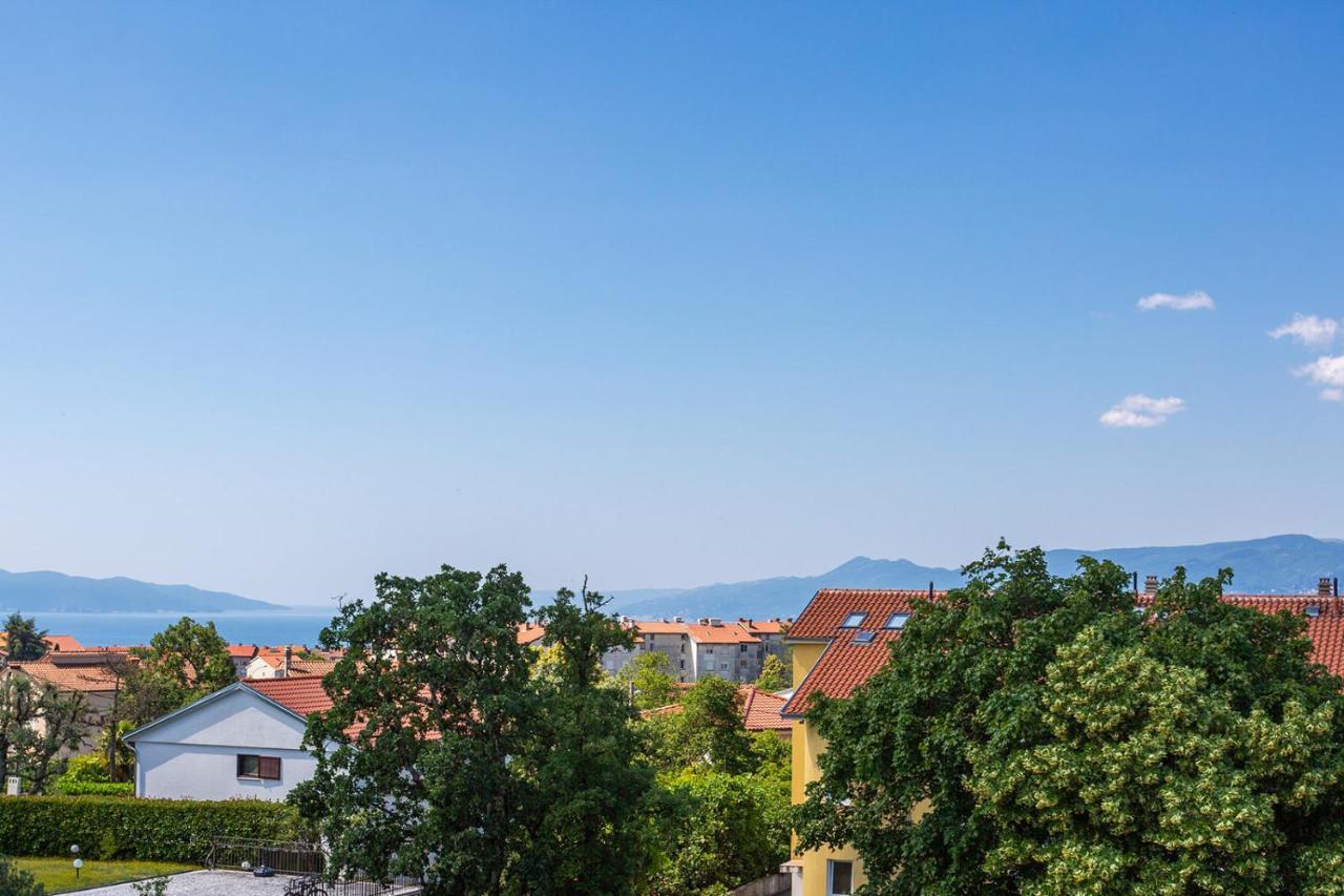 Kvarner Bay 4* - Apartments 1 & 3 Rijeka Exteriör bild